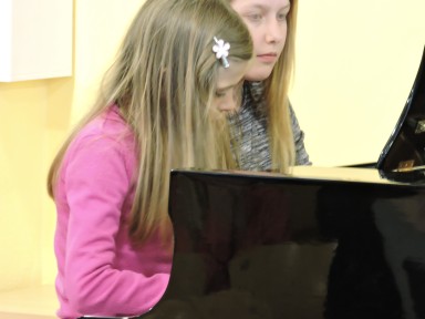 Maja Kovačič, Nika Kokošin