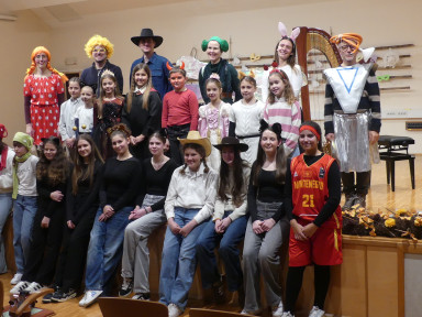 Šolski pustni nastop Tolmin 10